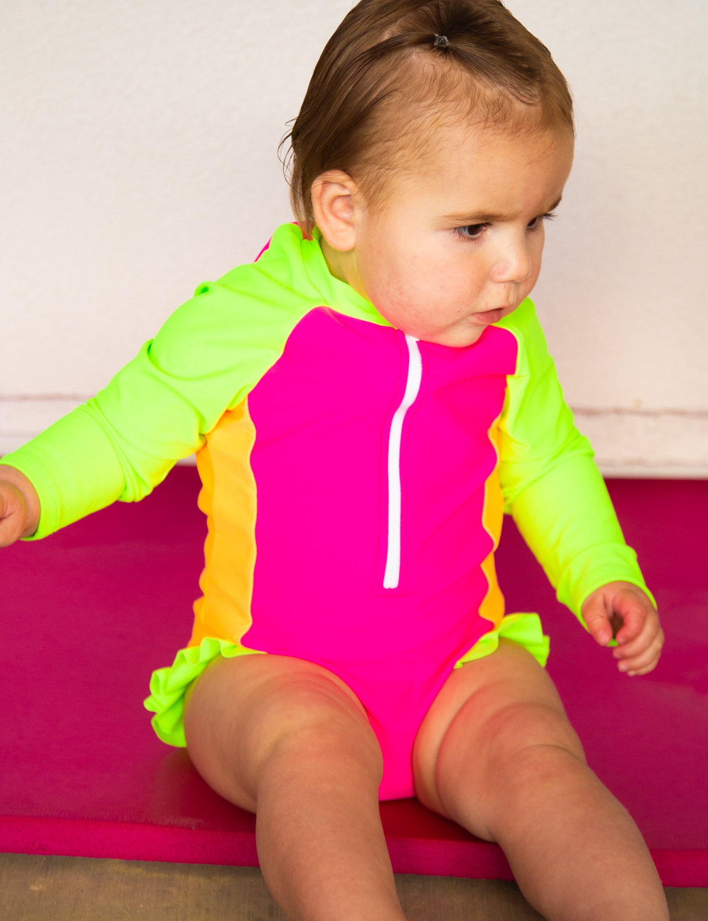 MALIBU RUFFLE RASH GUARD