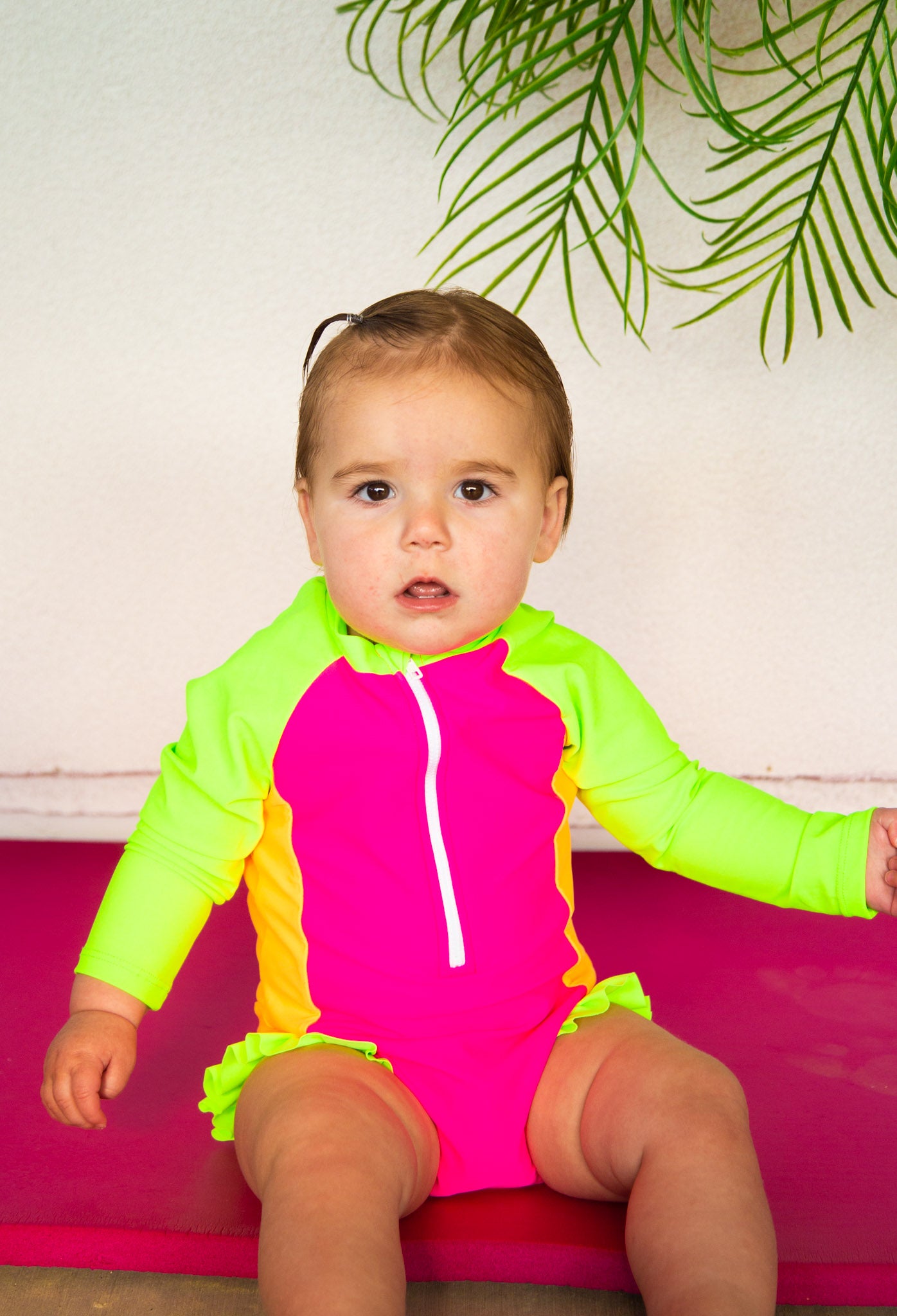 MALIBU RUFFLE RASH GUARD