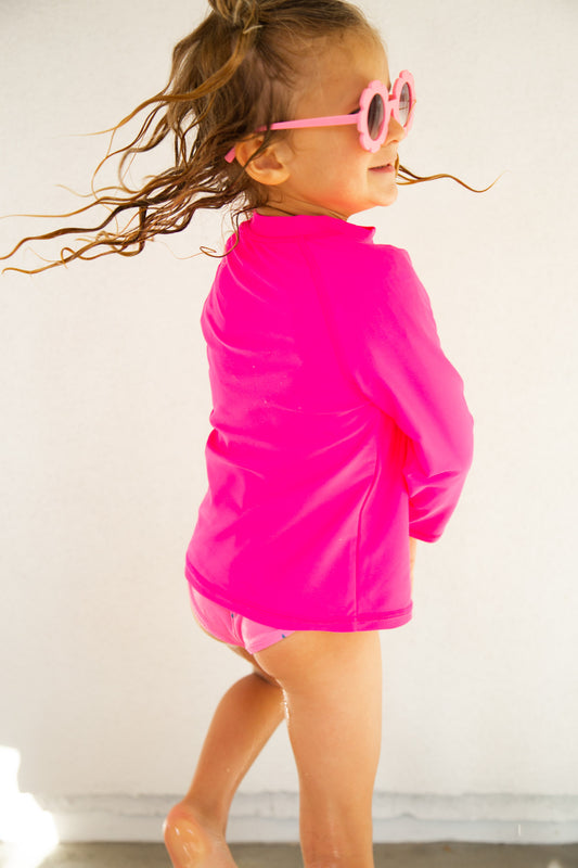 ELECTRIC PINK RASH GUARD