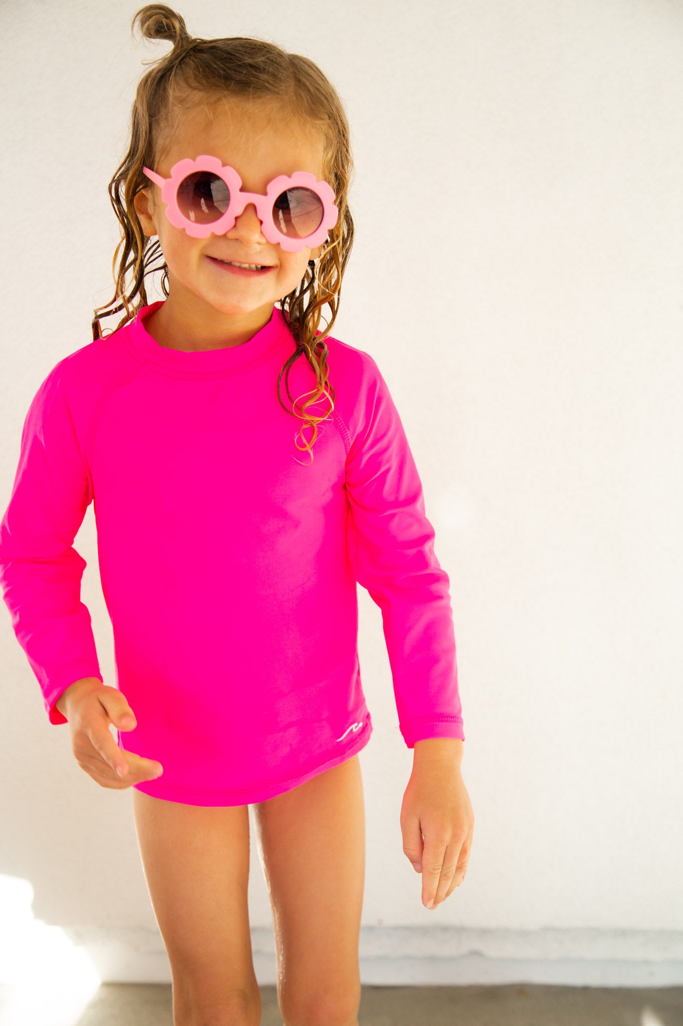 ELECTRIC PINK RASH GUARD