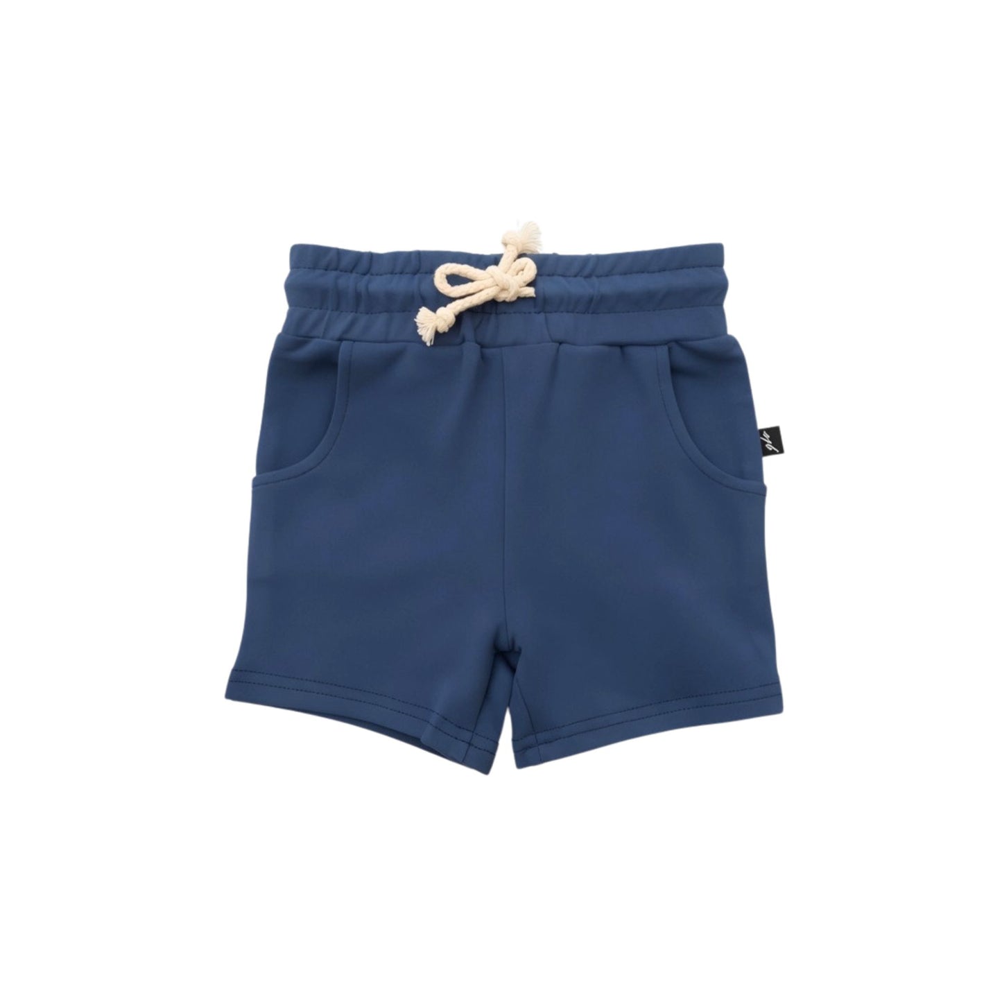 ULTIMATE SHORT